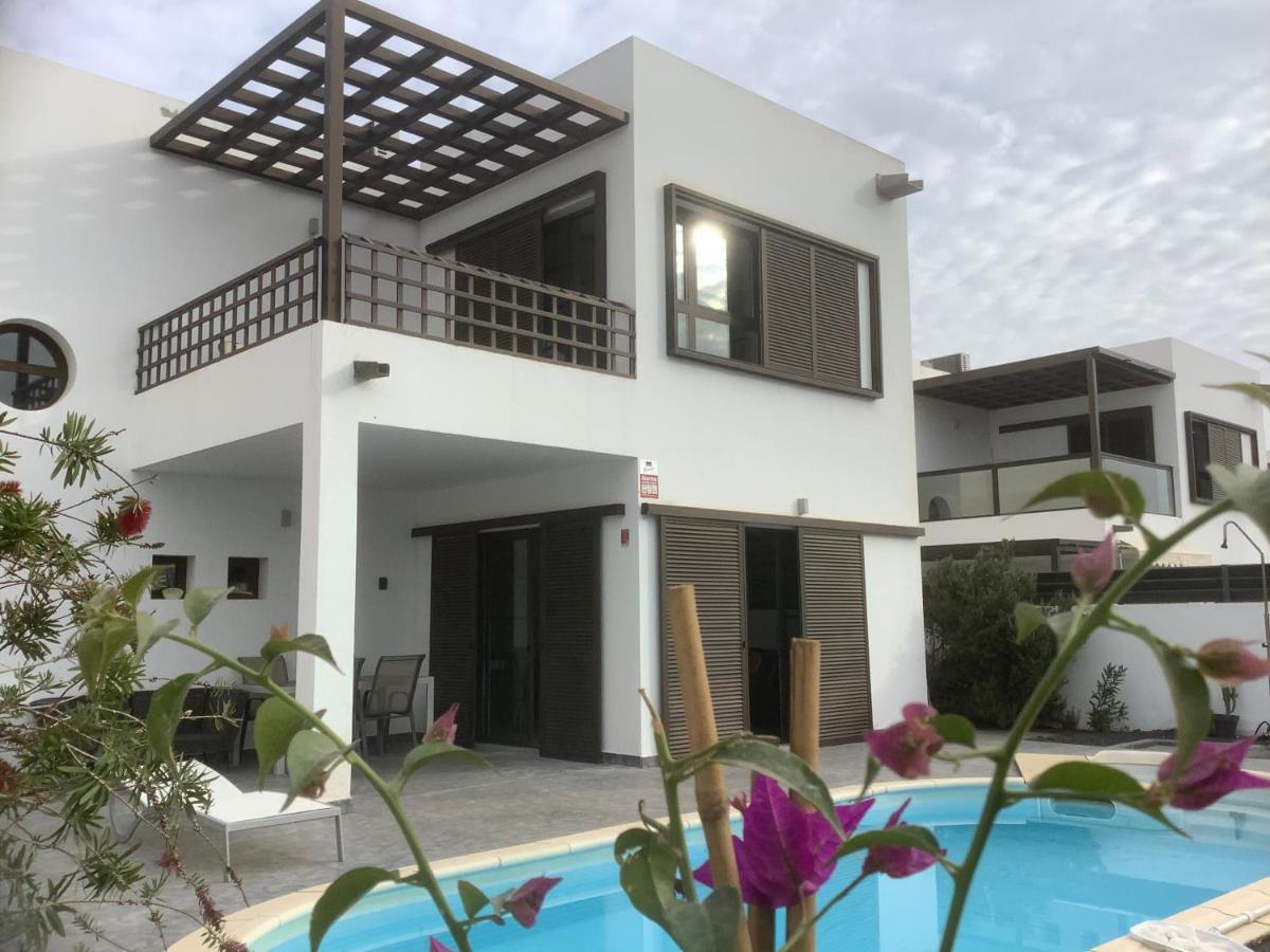 Modern Villa With Sea Views كوستا تاغيسي المظهر الخارجي الصورة